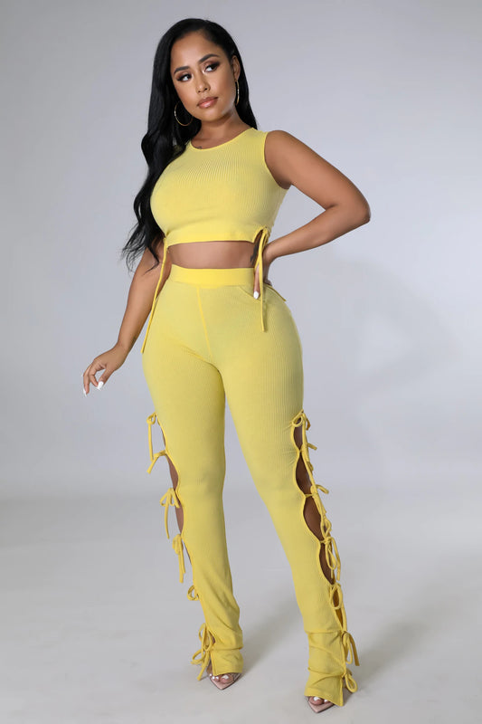 Buzzing Two-Piece Set